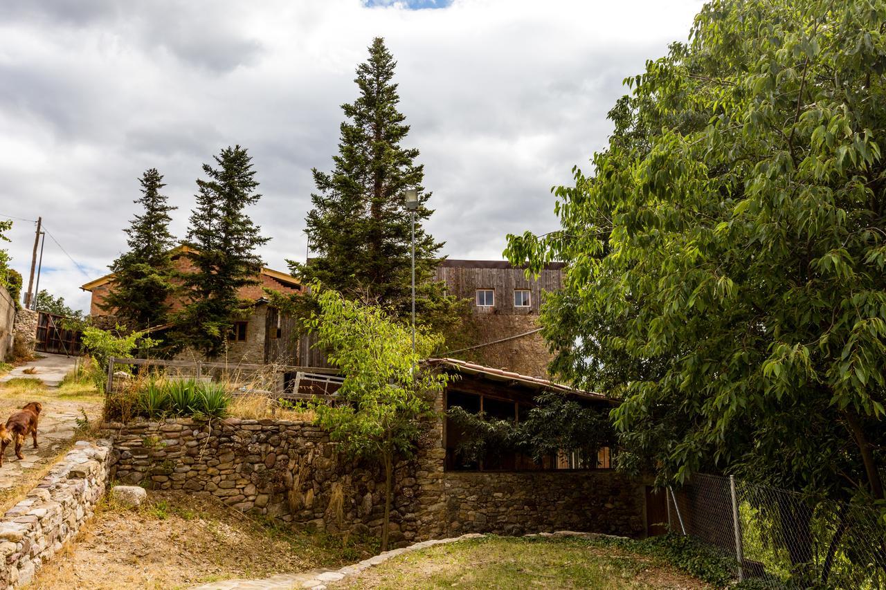 Alberg La Solana Salas de Pallas Exteriér fotografie