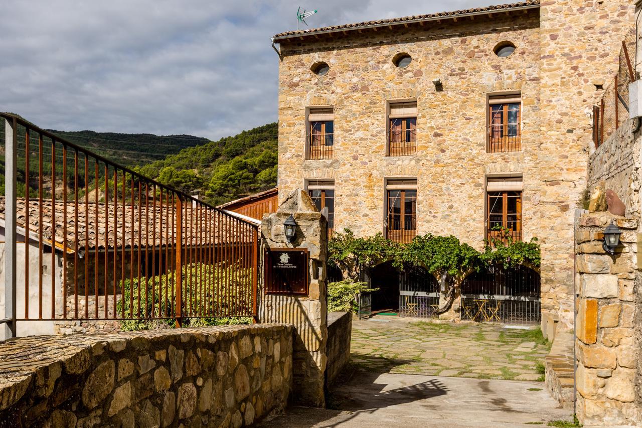Alberg La Solana Salas de Pallas Exteriér fotografie